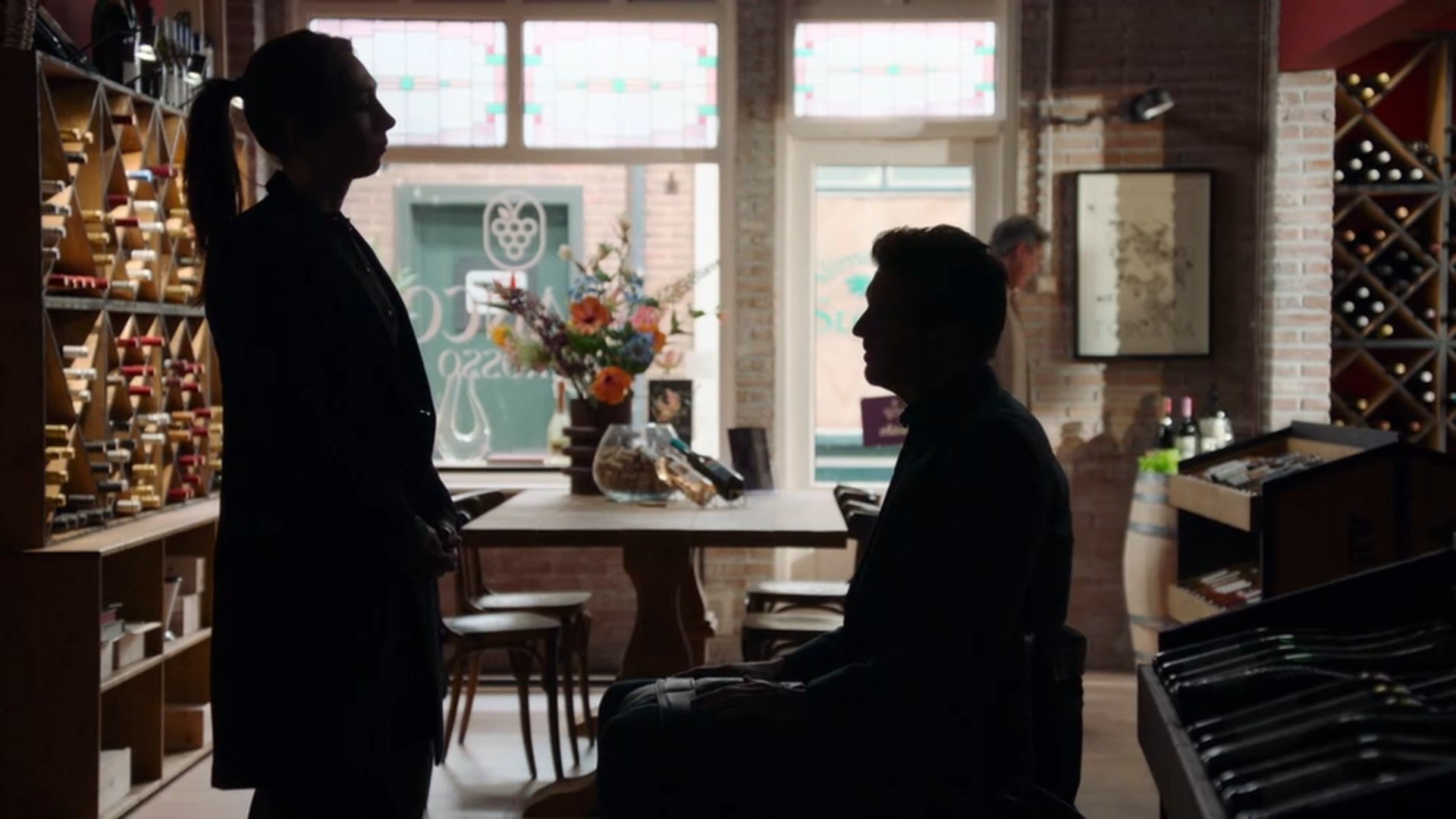 Loet pakt het subtieler aan.